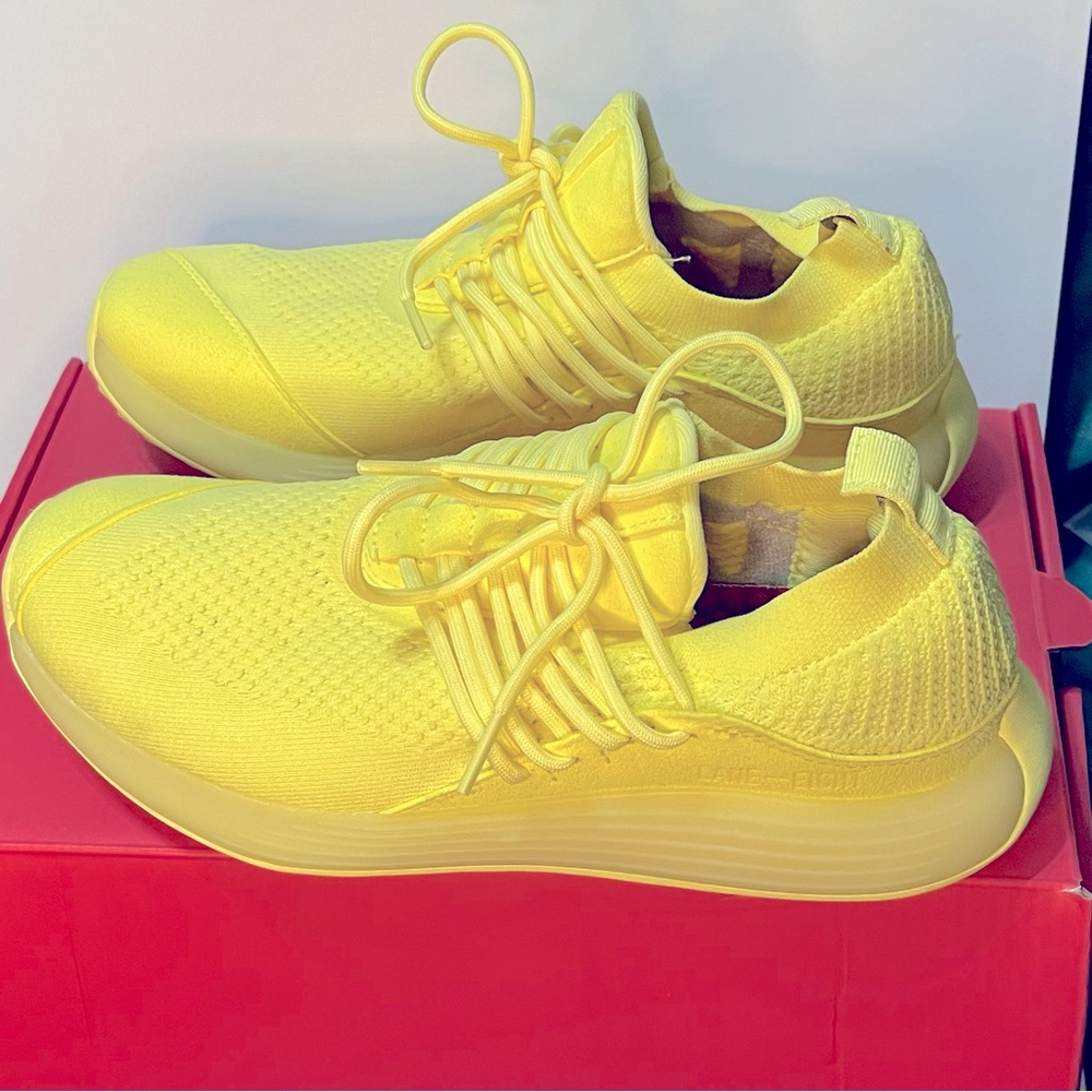Brand new with box yellow Men’s size 8 Lane Eight sneakers